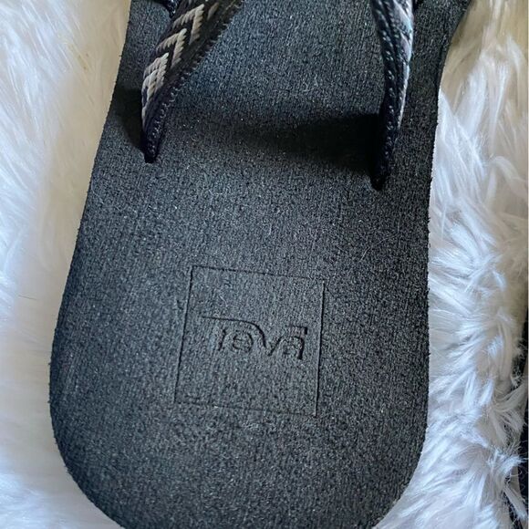 Teva Flip Flop Sandals Women’s Size 6 - Picture 7 of 10